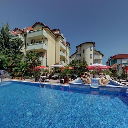Family Hotel Gogov Sinemoretz Extérieur photo